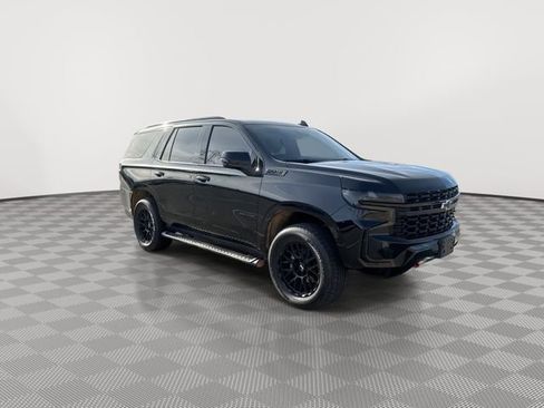 Used 2023 Chevrolet Tahoe Z71 w/ Luxury Package image 2