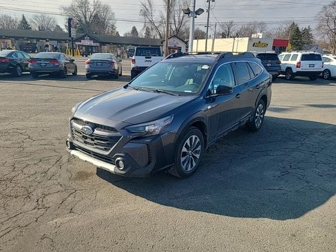 Used 2024 Subaru Outback Limited image 2