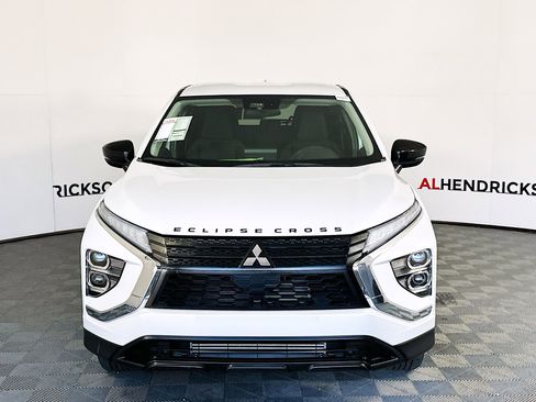 Used 2023 Mitsubishi Eclipse Cross LE image 8