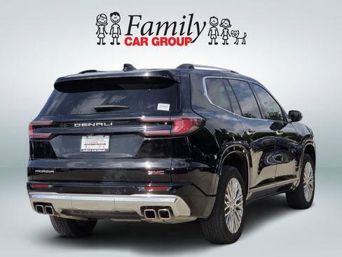 Used 2024 GMC Acadia Denali FWD image 4