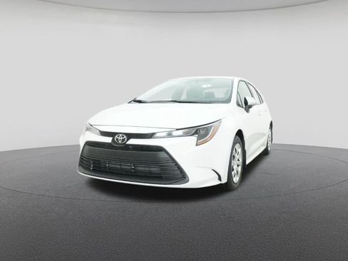 New 2026 Toyota Corolla LE image 32