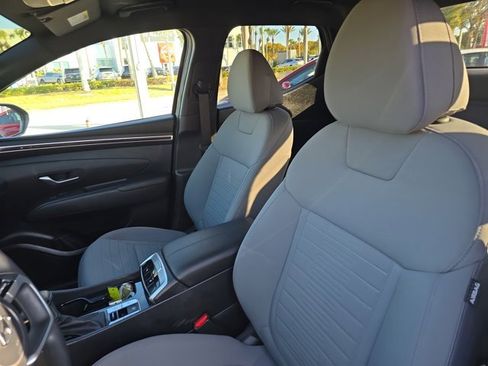 Used 2022 Hyundai Santa Cruz SEL image 17