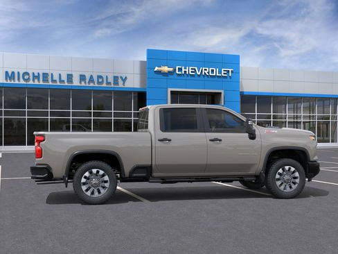 New 2026 Chevrolet Silverado 2500 Custom w/ Custom Value Package AWD/4WD image 5