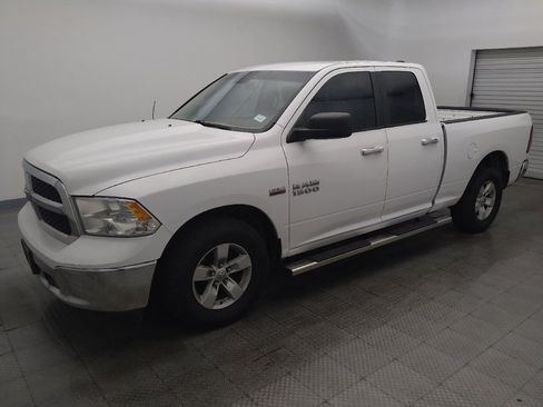Used 2018 RAM 1500 Classic SLT RWD image 2
