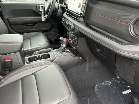 New 2026 Jeep Wrangler Unlimited Rubicon image 19