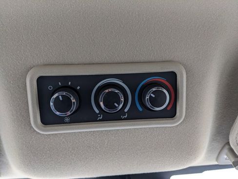 Used 2020 Chevrolet Express 3500 LT w/ LT Preferred Equipment Group image 24