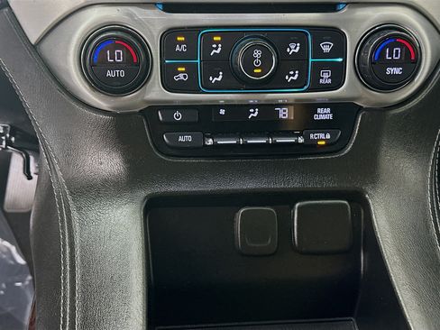Used 2020 GMC Yukon SLE w/ SLE Value Package RWD image 22