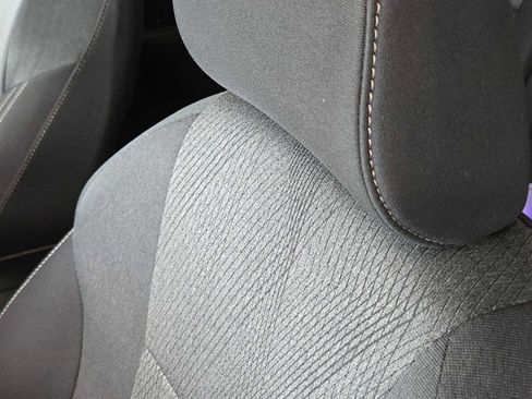 Used 2024 Nissan Rogue SV image 15