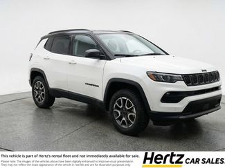 Used 2025 Jeep Compass Trailhawk AWD/4WD video 1