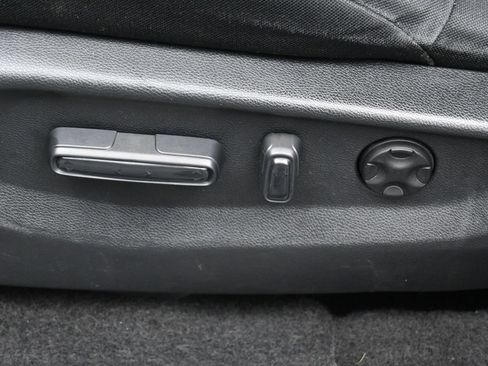 Used 2019 Honda CR-V EX image 10