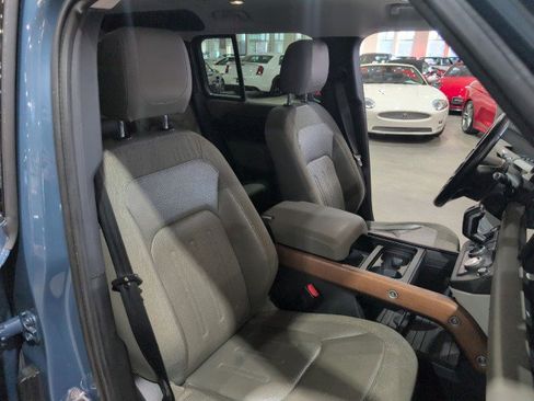 Used 2020 Land Rover Defender 110 S image 40