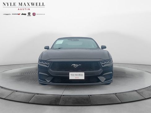 Used 2024 Ford Mustang Premium image 18