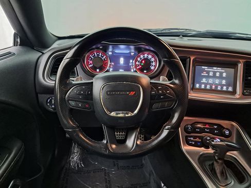 Used 2020 Dodge Challenger R/T image 11