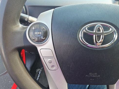 Used 2014 Toyota Prius C Two FWD image 11