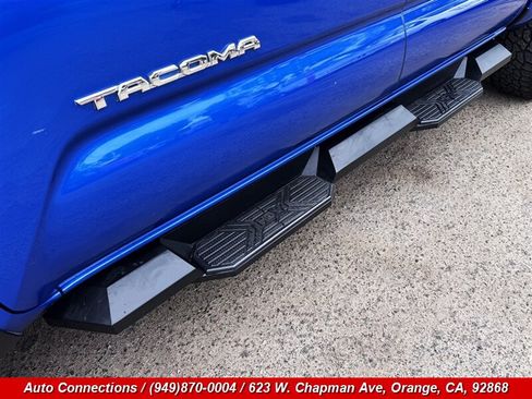 Used 2017 Toyota Tacoma TRD Off-Road RWD image 33
