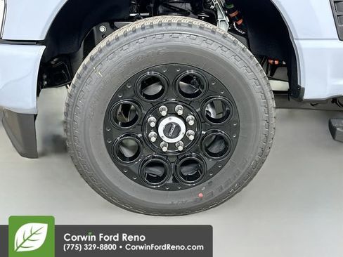 New 2026 Ford F350 Lariat w/ Black Appearance Package image 33