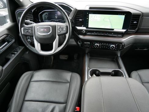 Used 2025 GMC Sierra 2500 SLT w/ SLT Convenience Package image 14