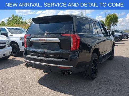 Used 2023 GMC Yukon Denali AWD/4WD image 8