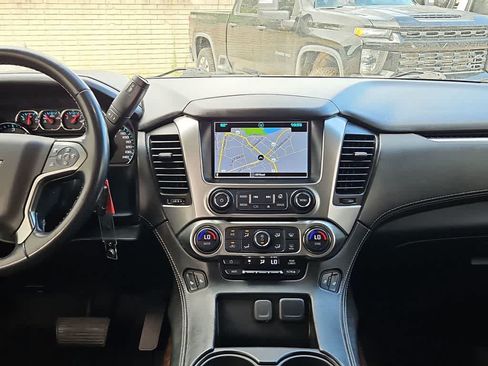 Used 2019 Chevrolet Tahoe LT RWD image 14