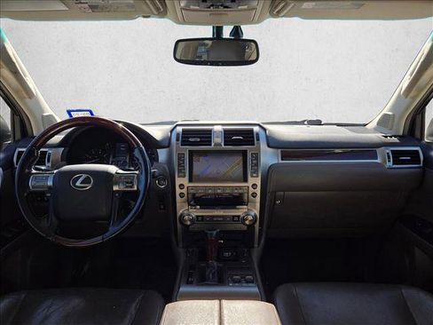 Used 2017 Lexus GX 460 Premium image 12