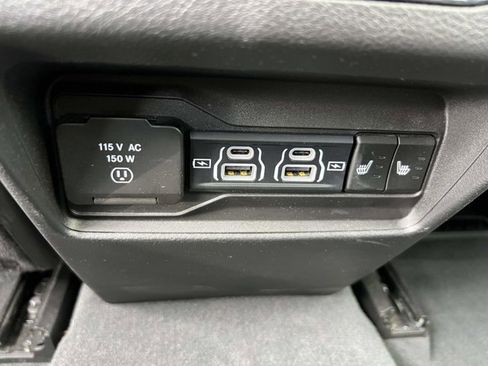 Used 2023 Jeep Grand Cherokee 4WD 4xe image 12