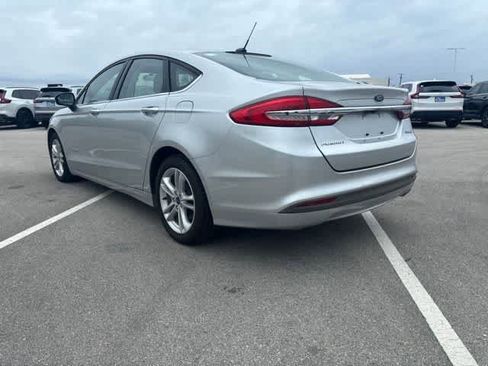 Used 2018 Ford Fusion S FWD image 3