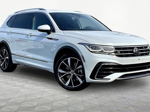 Used 2022 Volkswagen Tiguan SEL R-Line image 1