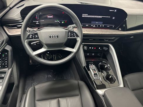Used 2025 Audi Q5 Premium w/ Convenience Package AWD/4WD image 14