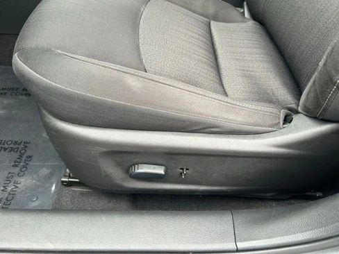 Used 2021 Nissan Altima 2.5 SV FWD image 12