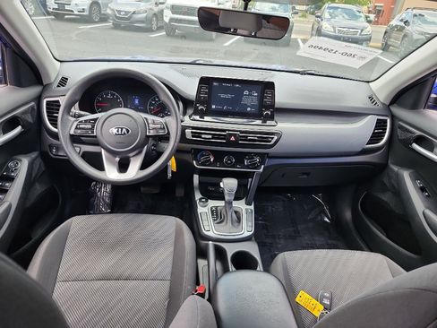 Used 2021 Kia Seltos LX AWD/4WD image 13