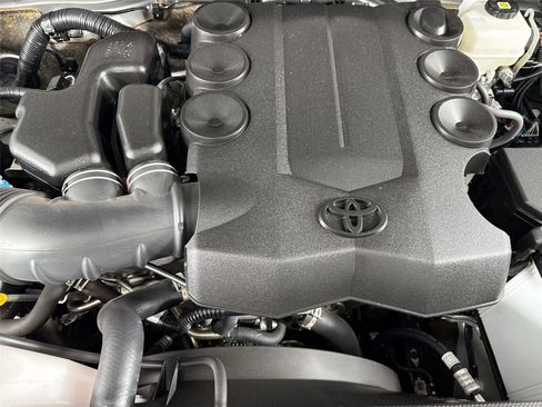 Certified 2023 Toyota 4Runner Limited AWD/4WD image 43