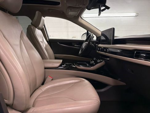 Used 2022 Lincoln Nautilus Reserve w/ Equipment Group 201A image 29