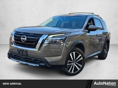 Used 2024 Nissan Pathfinder Platinum w/ Cargo Package