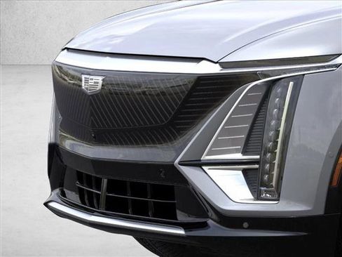 New 2026 Cadillac Lyriq Luxury image 13