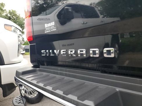 Used 2019 Chevrolet Silverado 3500 LTZ w/ Duramax Plus Package AWD/4WD image 7