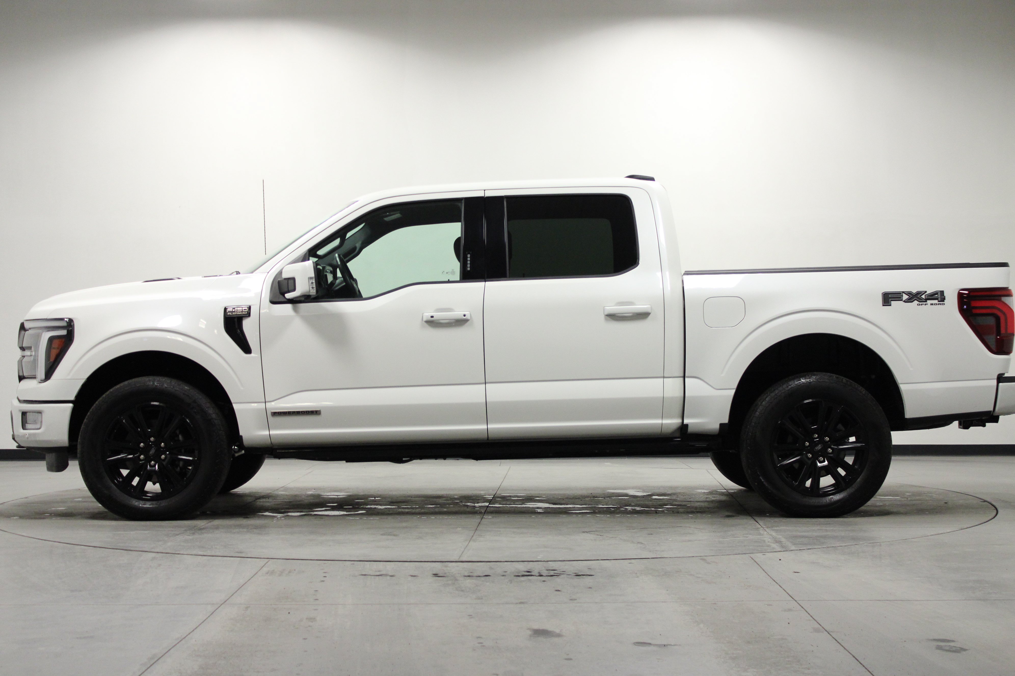 Used 2024 Ford F150 Platinum w/ FX4 Off-Road Package AWD/4WD image 7