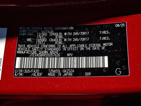 Used 2025 Toyota 4Runner SR5 AWD/4WD image 26