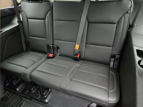 Used 2024 GMC Yukon Denali w/ LPO, Floor Liner Package AWD/4WD image 28