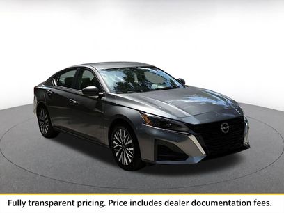 Used 2025 Nissan Altima 2.5 SV