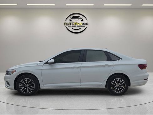Used 2019 Volkswagen Jetta SE FWD image 4