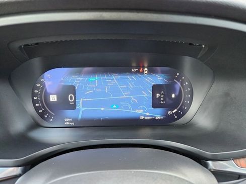 Used 2025 Volvo V60 B5 Cross Country Plus AWD/4WD image 25