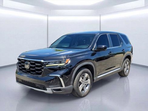 Used 2023 Honda Pilot EX-L image 2