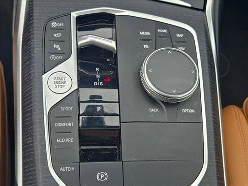 Used 2025 BMW 330i Sedan RWD image 12