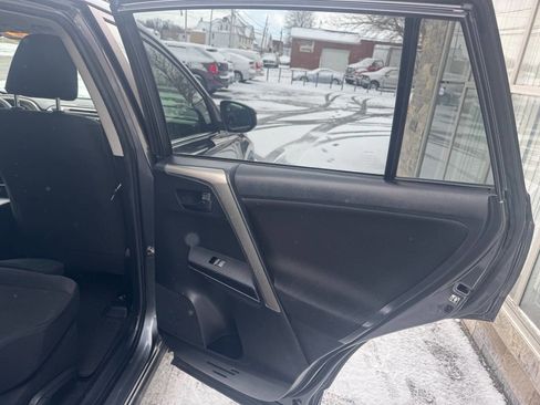 Used 2015 Toyota RAV4 LE image 18