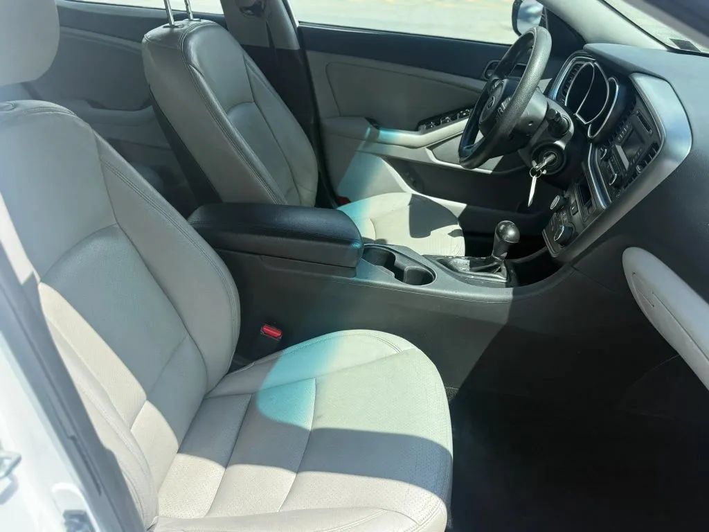Used 2015 Kia Optima LX w/ LX Convenience Package FWD image 19