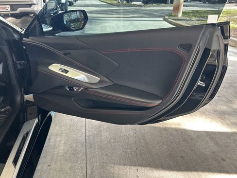 Used 2022 Chevrolet Corvette Stingray Coupe w/ 1LT image 25