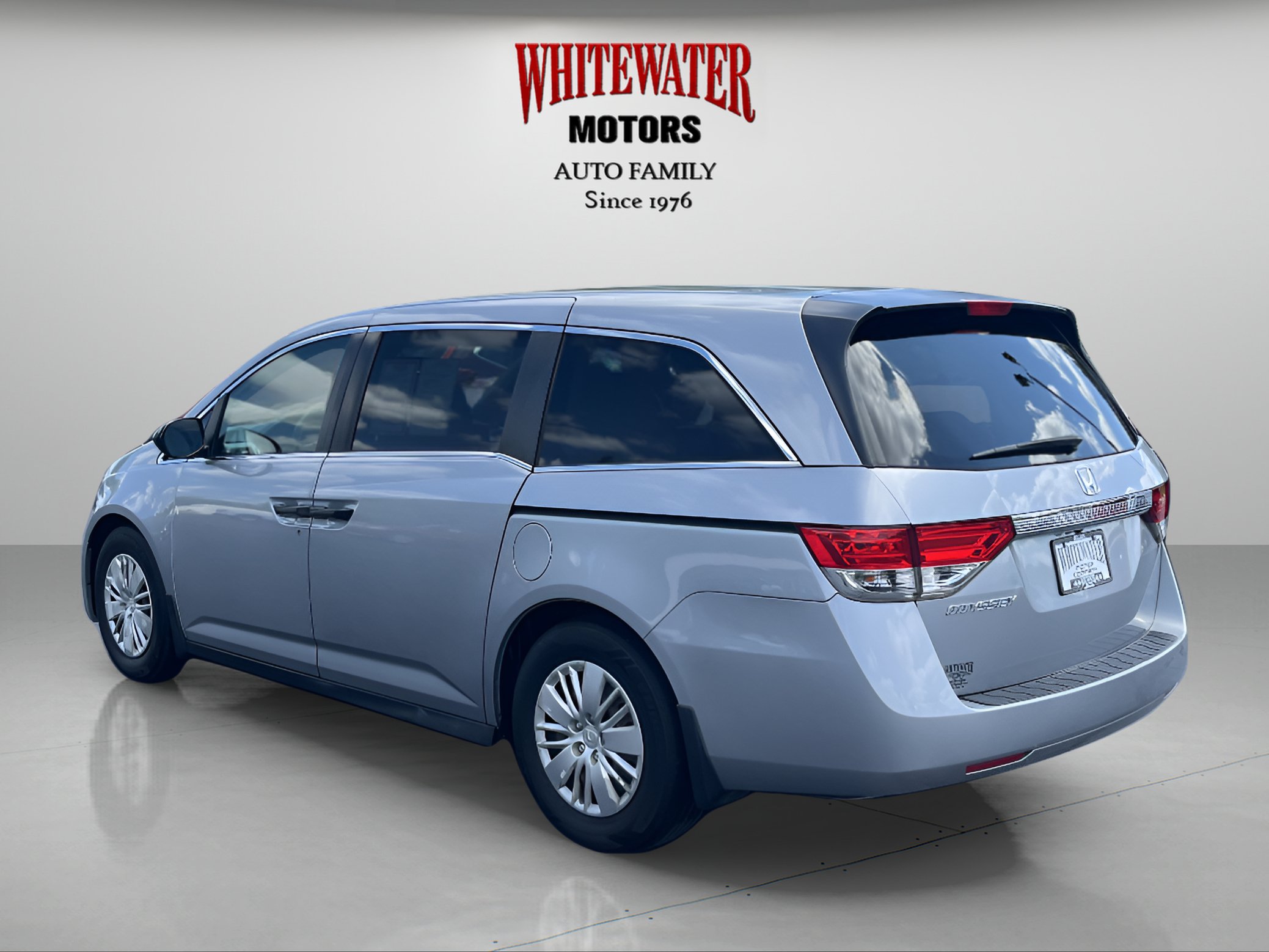 Used 2016 Honda Odyssey LX image 3