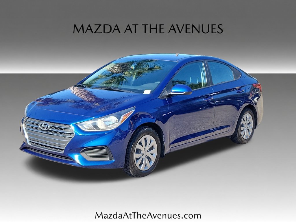 Used 2022 Hyundai Accent SE FWD 360° Tour