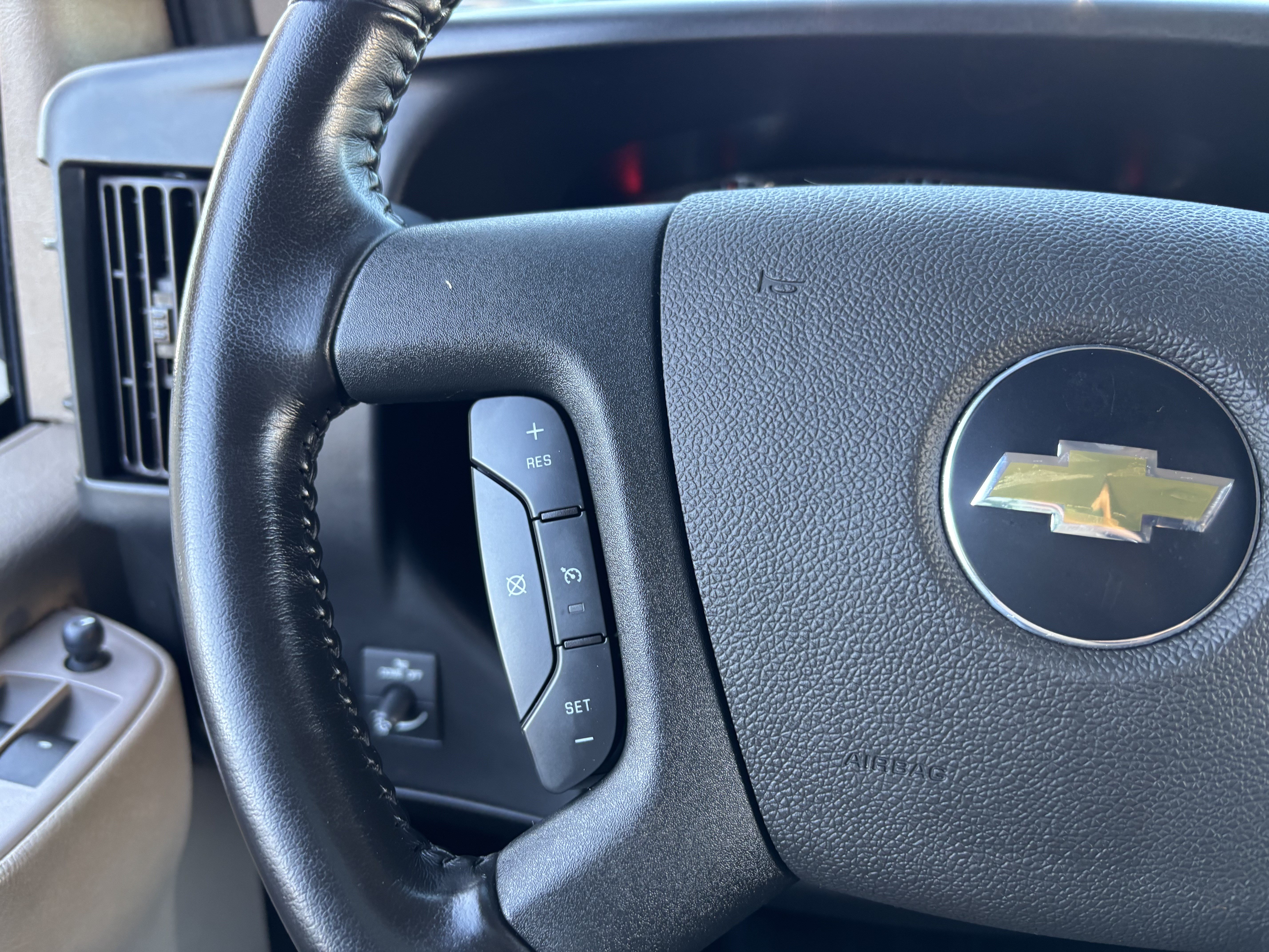 Used 2023 Chevrolet Express 2500 w/ Driver Convenience Package RWD image 14