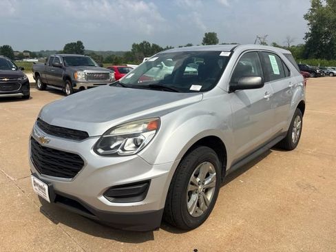 Used 2017 Chevrolet Equinox LS FWD image 7